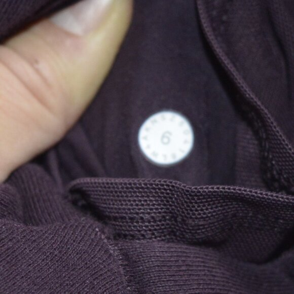 Lululemon Forever Warm Jacket (reversable) Size 6 - Picture 7 of 7